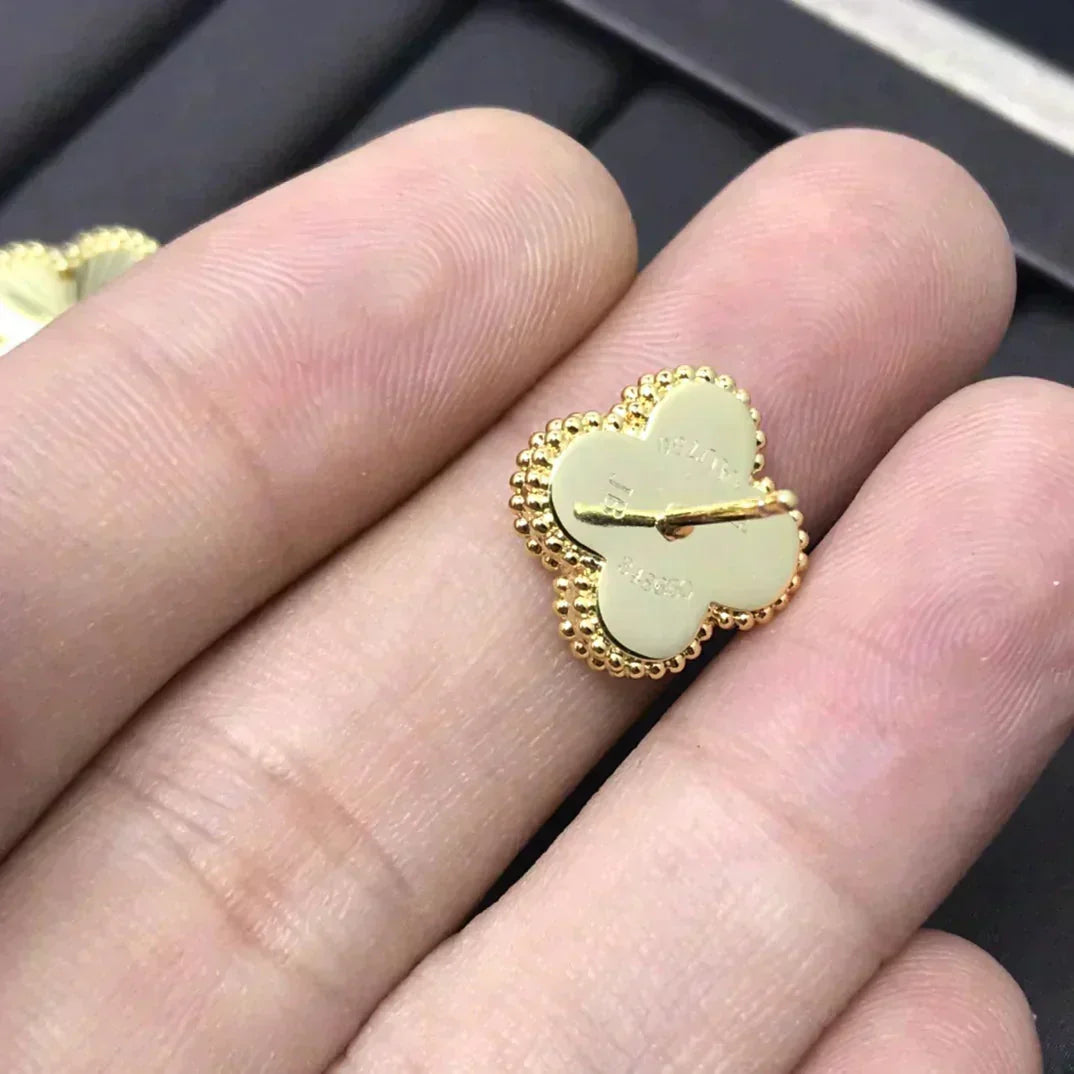 Mysitc CLOVER MINI 9.5MM LASER EARRINGS