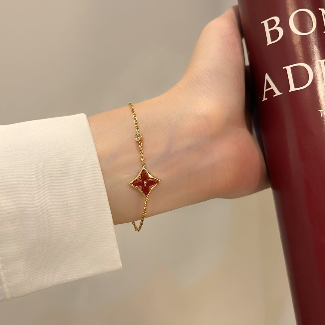 Mysitc COLOR STAR CARNELIAN PINK GOLD DIAMOND BRACELET