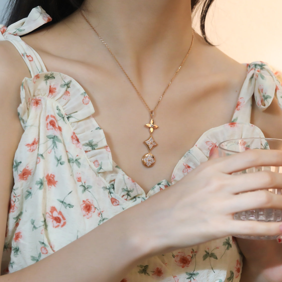 Mysitc STAR AND SUN DIAMOND PINK GOLD NECKLACE