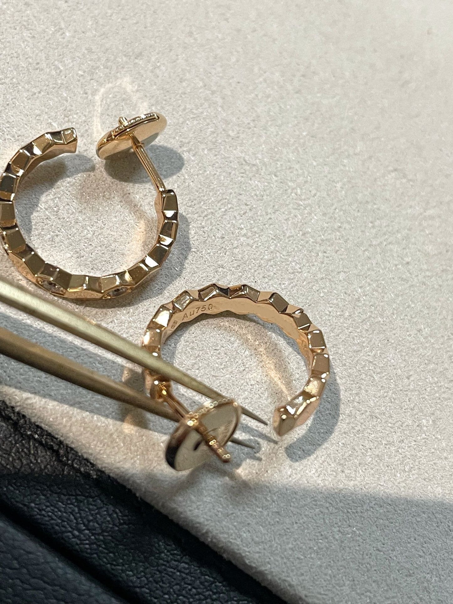 Mysitc BEE LOVE Earrings GOLD DIAMOND