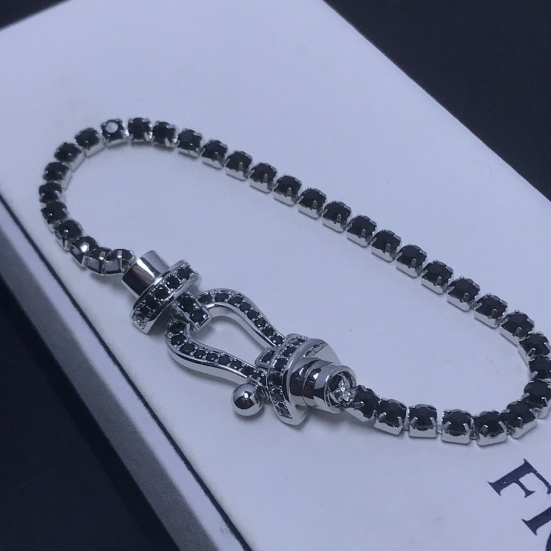 Mysitc FORCE LARGE HORSESHOE FULL DIAMOND TENNIS BRACELET