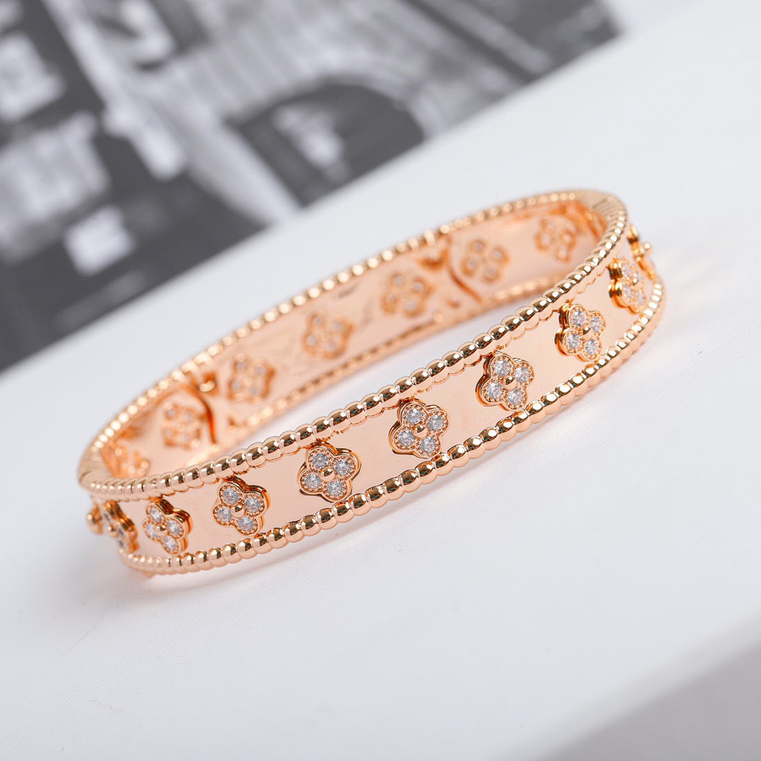 Mysitc CLOVER BRACELET 8MM DIAMONDS