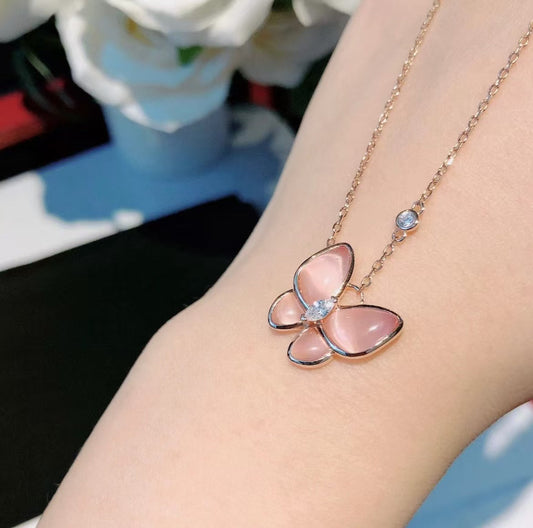 [Mystic]BUTTERFLY PINK MOTHER-OF-PEARL DIAMOND NECKLACE