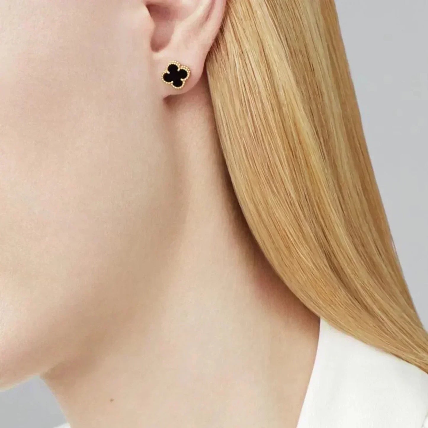 [Mystic]CLOVER MINI 9.5MM BLACK MOP EARRINGS