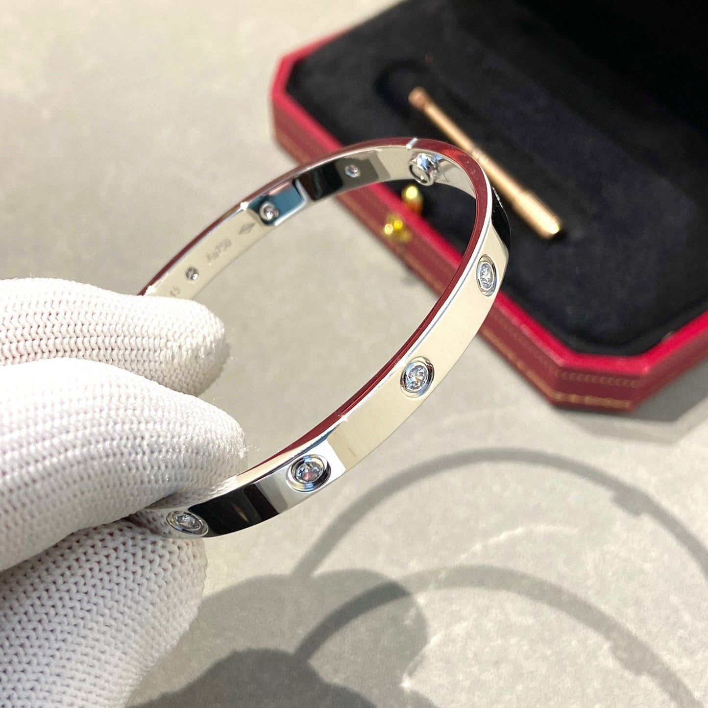 [Mystic]LOVE BRACELET 6.1MM 10 DIAMONDS