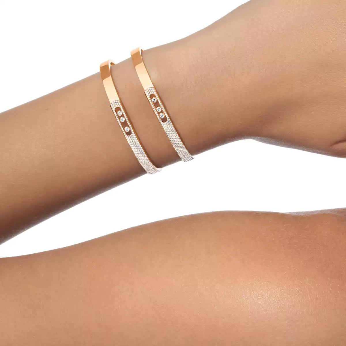 [Mystic ]Move Noa Rose Gold Pavé Diamond Bangle Bracelet